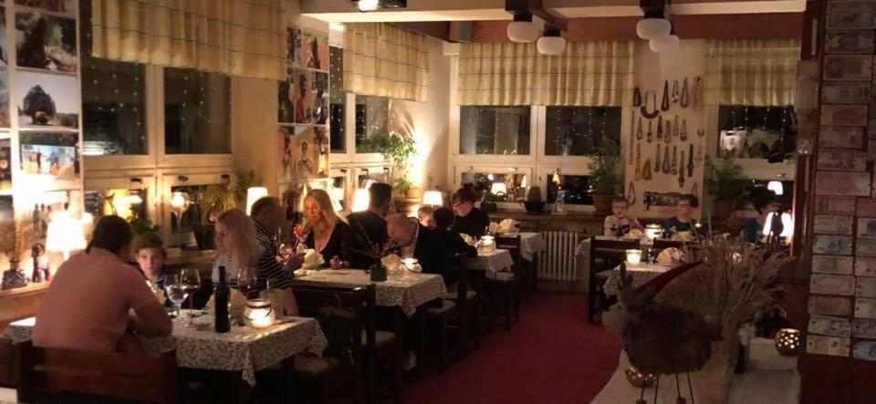 罗莫卡酒店 Špindlerŭv Mlýn 外观 照片